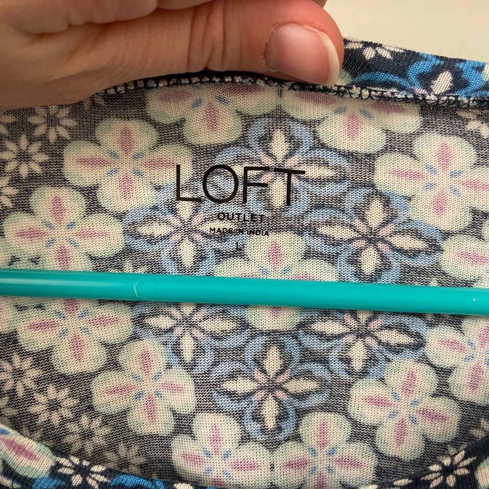 Loft Outlet Top - Picture 2 of 3